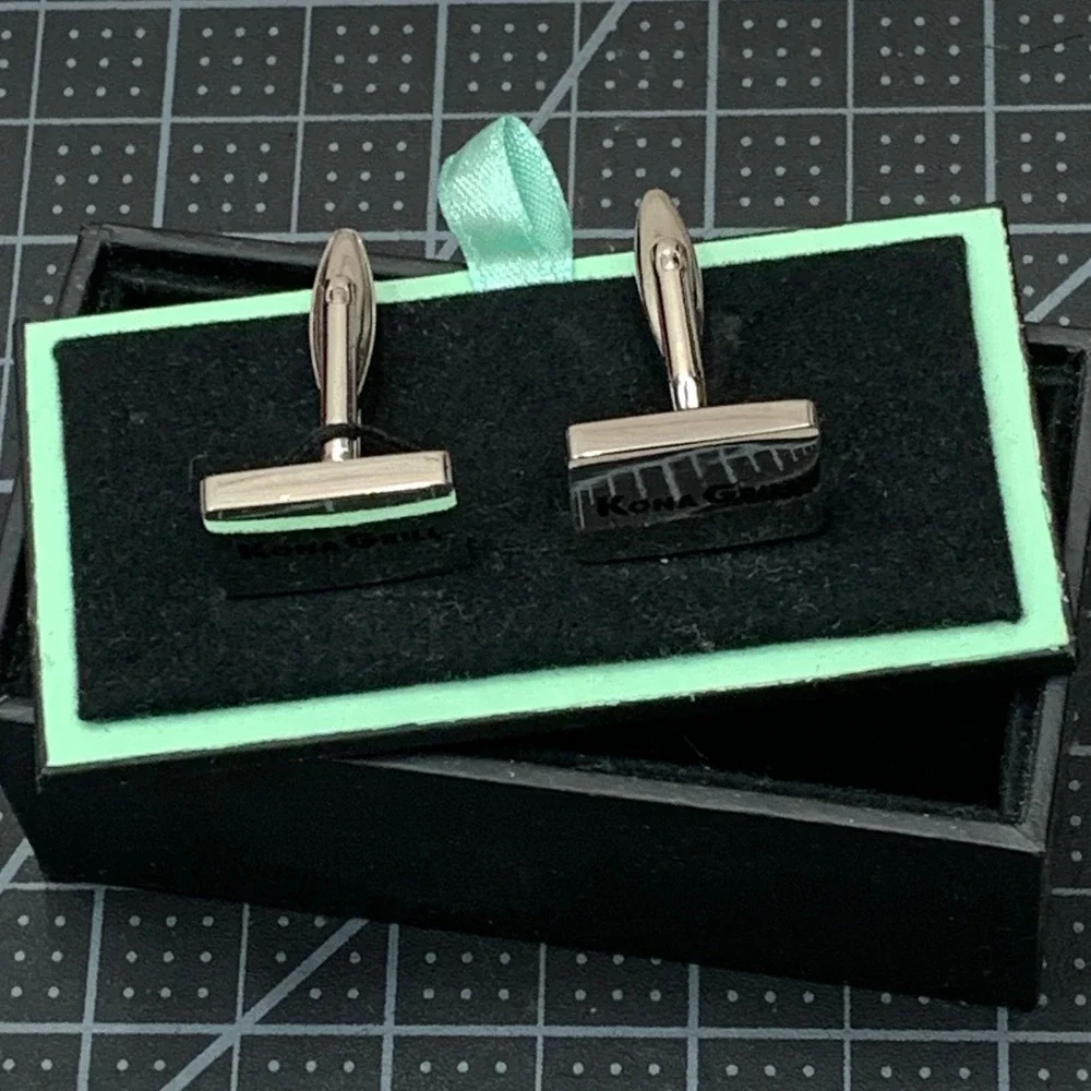 Kona‎ Grill Cufflinks Silver Tone Logo Formal Business Never Used In Gift Box